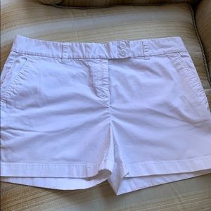 Vineyard vines shorts size 10
